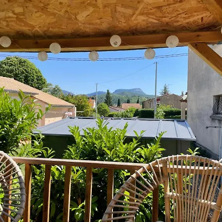 Hébergement de vacances Maison Jardin