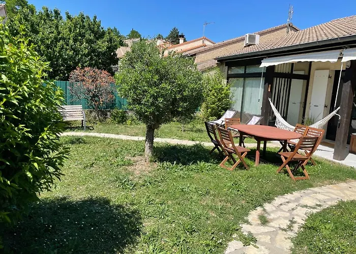 Maison Avec Jardin Holiday home Crest