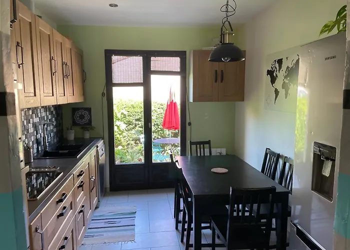 Holiday home Maison Avec Jardin