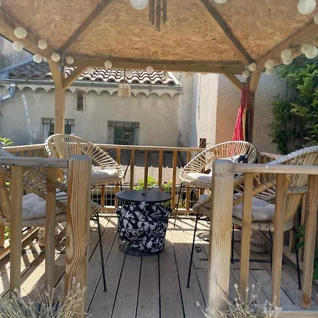 Maison Avec Jardin * Крест